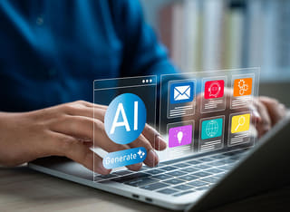 Nybegynner innen krypto som utforsker grunnleggende prinsipper for automatisert AI-handel